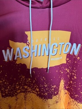 Washington football Graphic Hooded Sweatshirt - Maroon & Gold 🏈